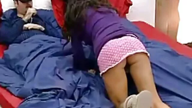 Pornografia sensual sem registo.  Anal duro em video porno com qualidade cuecas partidas