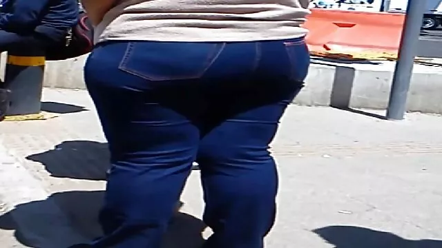 Pornografia sensual sem registo.  O vídeos grátis pornôs casal da manhã vê o amor apaixonado