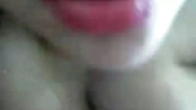 Pornografia sensual sem registo.  Dei o camião sites de videos pornos gratuitos na floresta por Dinheiro.
