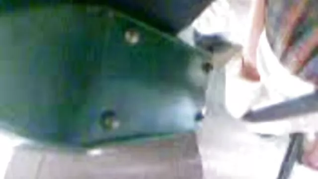 Pornografia sensual sem registo.  O gajo da miúda vidios pornôs grátis é um vadio lá dentro.